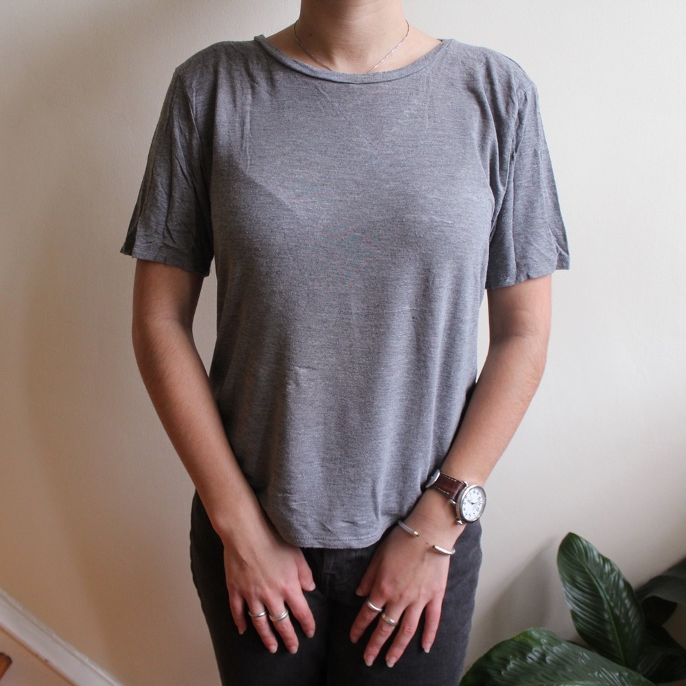Abercrombie grey tee